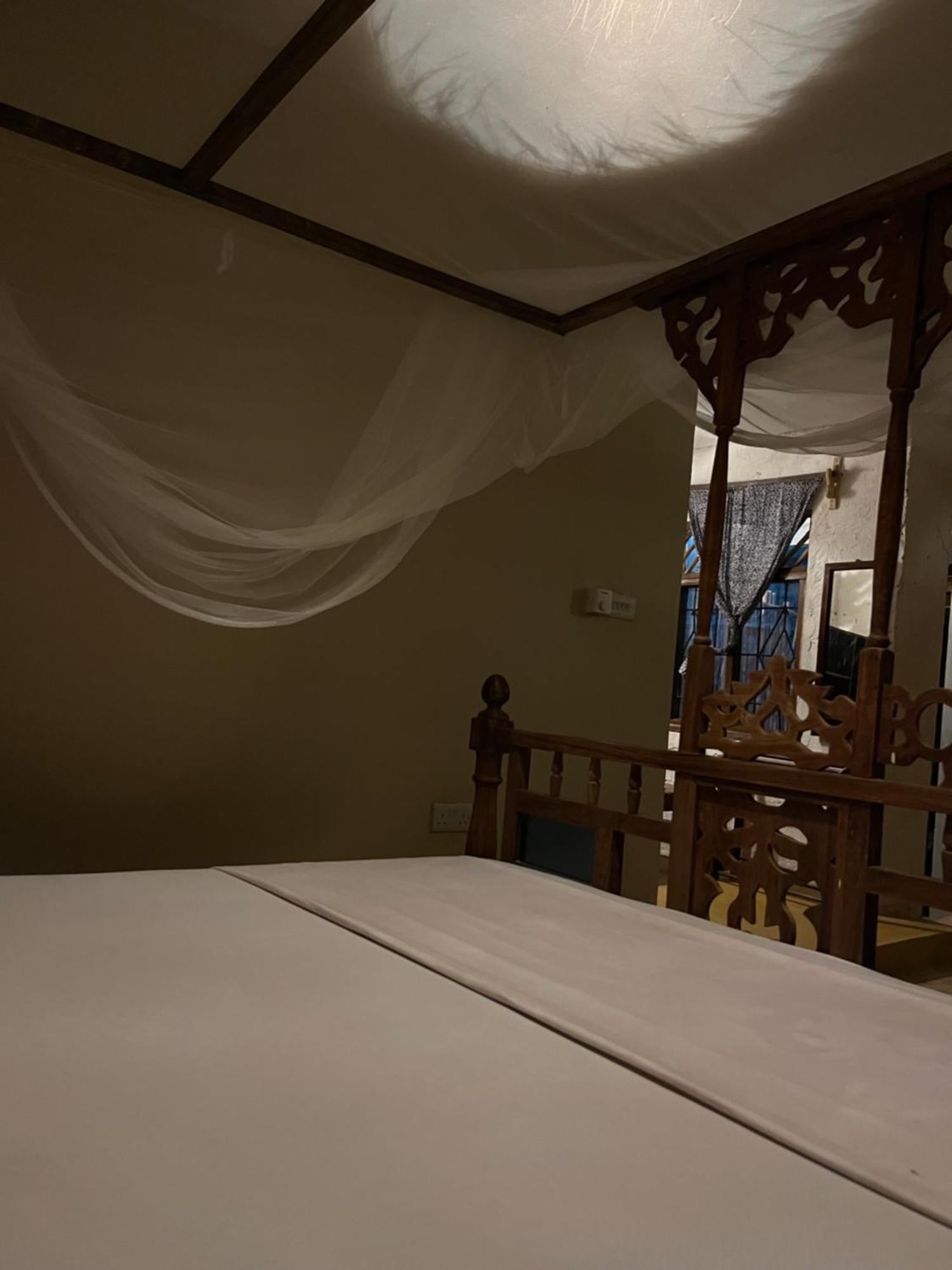 Sazani Beach Lodge And Tidal Lounge Nungwi Exterior photo