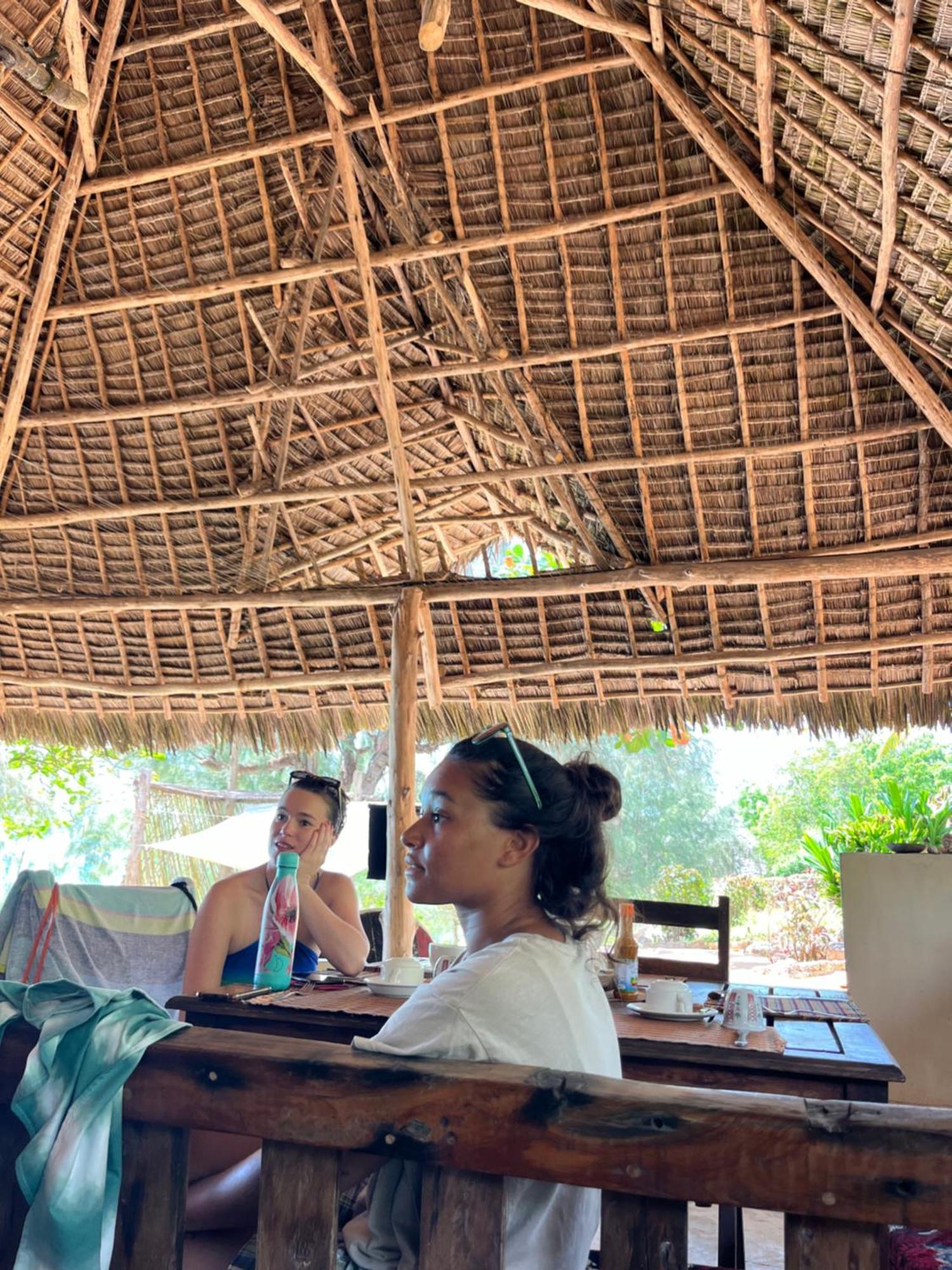 Sazani Beach Lodge And Tidal Lounge Nungwi Exterior photo